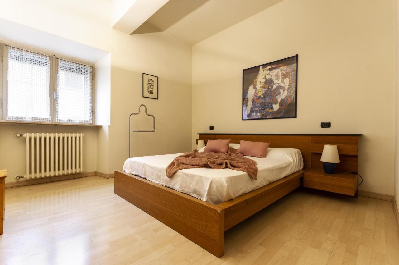 Garden Apartment - Smart Holiday Мантуя Экстерьер фото