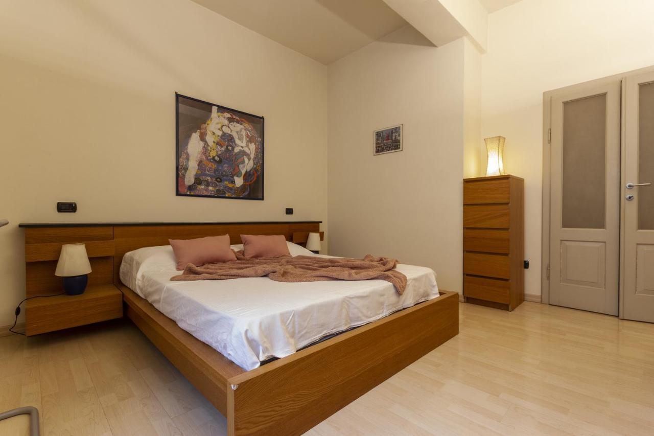 Garden Apartment - Smart Holiday Мантуя Экстерьер фото